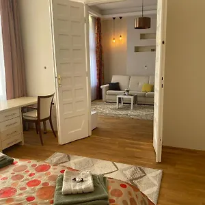  Apartman Visit 2 Apartman